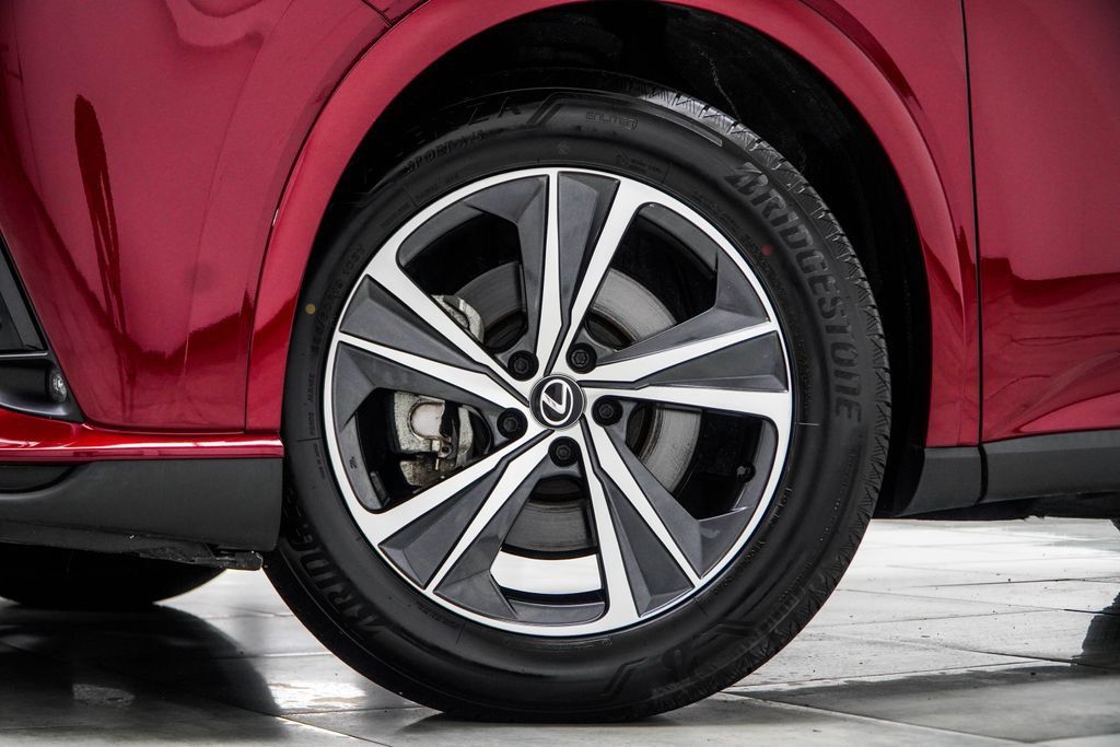 Used 2023 Lexus RX 350 Premium w/ Cold Area Package FWD image 7