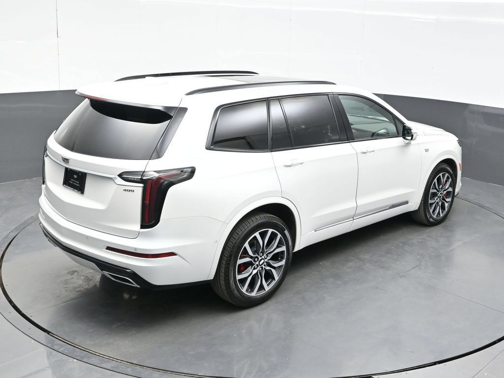 Used 2025 Cadillac XT6 Sport w/ Platinum Package AWD/4WD image 37
