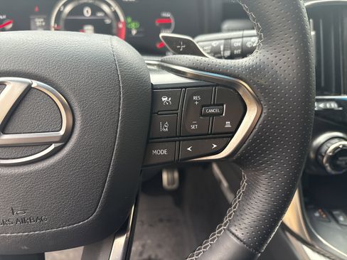 Used 2024 Lexus LX 600 F Sport AWD/4WD image 20