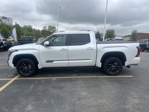 New 2024 Toyota Tundra Platinum image 2