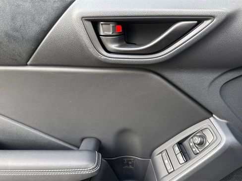 Certified 2025 Toyota GR86 Premium image 10