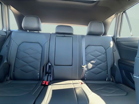 New 2026 Volkswagen Atlas Cross Sport SE AWD/4WD image 20