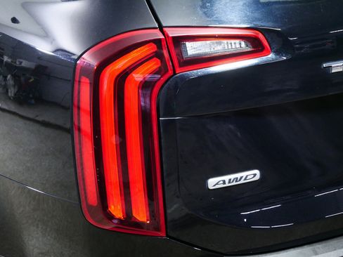 Used 2020 Kia Telluride SX w/ SX Prestige Package image 17