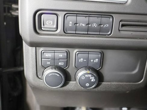 Used 2021 Chevrolet Tahoe LT AWD/4WD image 34