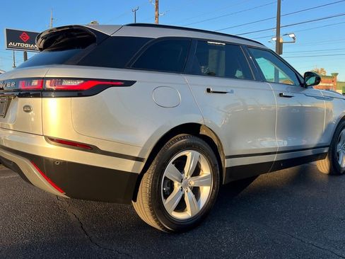 Used 2018 Land Rover Range Rover Velar S image 8