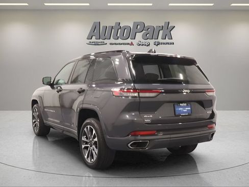 Certified 2023 Jeep Grand Cherokee Overland AWD/4WD image 9