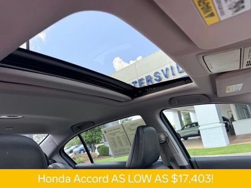 Used 2016 Honda Accord Touring image 7