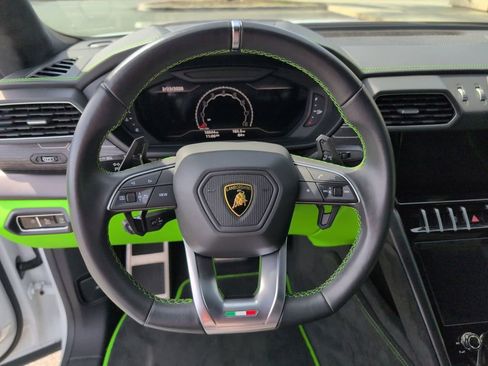 Used 2023 Lamborghini Urus S image 16