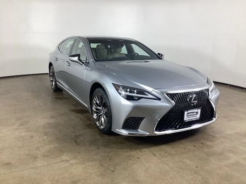 Used 2021 Lexus LS 500 AWD w/ Interior Upgrade Package image 3