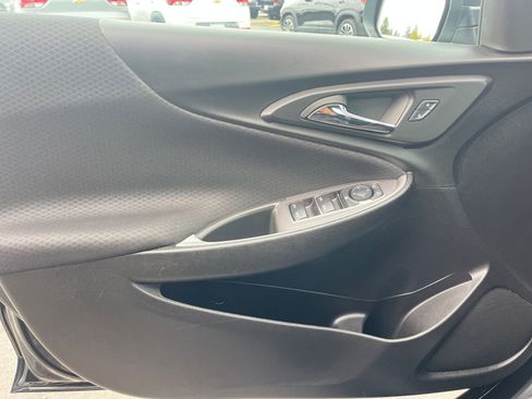 Used 2024 Chevrolet Malibu LT image 18