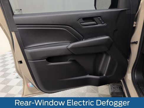 Used 2023 Chevrolet Colorado Trail Boss w/ Technology Package image 36