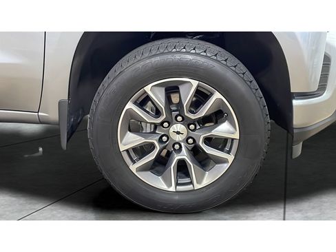 Used 2020 Chevrolet Silverado 1500 RST AWD/4WD image 20
