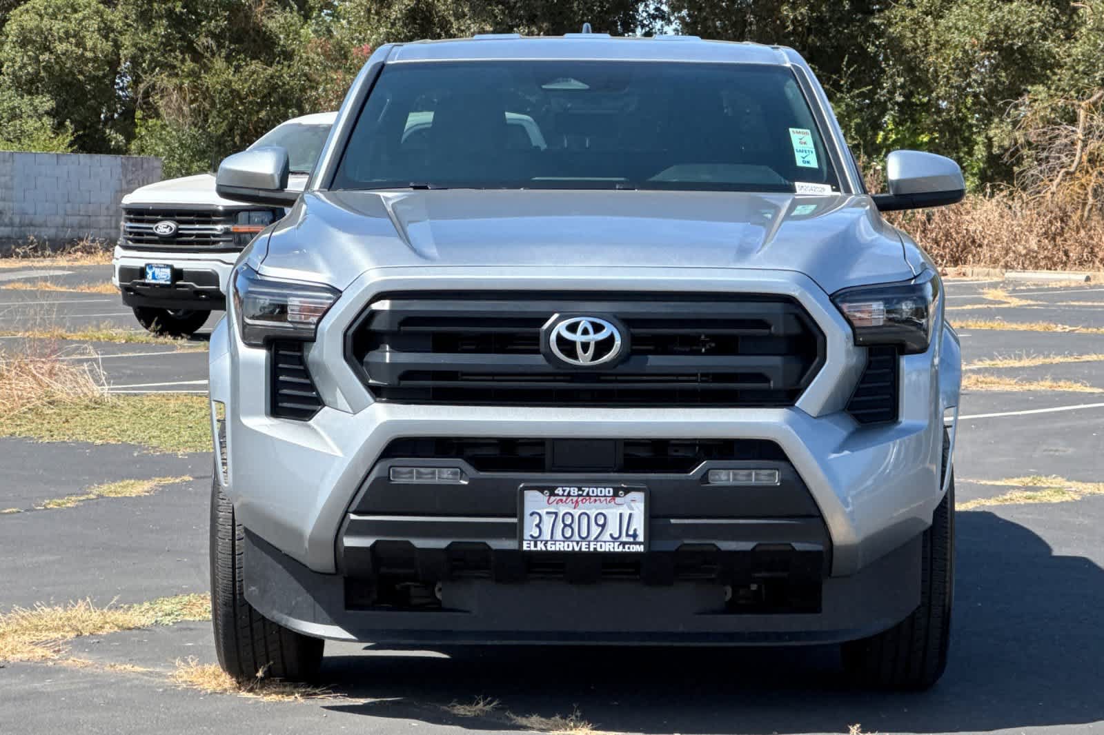 Used 2025 Toyota Tacoma SR5 AWD/4WD image 10