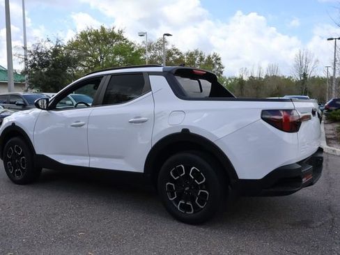 Used 2023 Hyundai Santa Cruz SEL Premium image 6