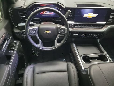 Certified 2025 Chevrolet Silverado 2500 LTZ w/ LTZ Convenience Package AWD/4WD image 12