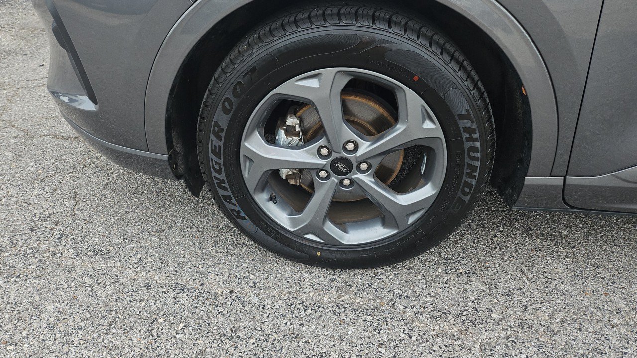 Used 2023 Ford Escape ST-Line FWD image 9