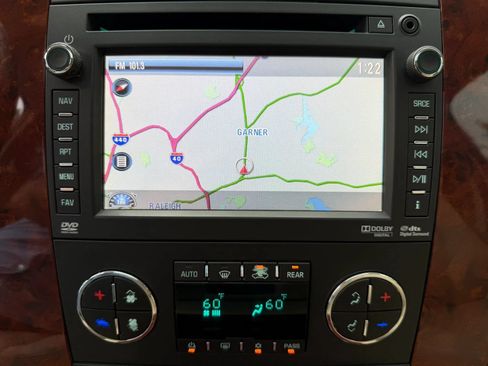 Used 2013 Chevrolet Tahoe LTZ AWD/4WD image 18