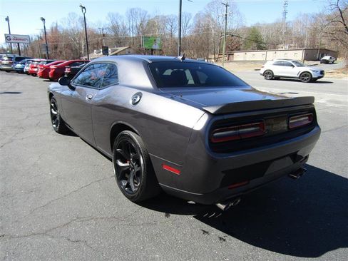 Used 2015 Dodge Challenger SXT Plus w/ Driver Convenience Group image 7