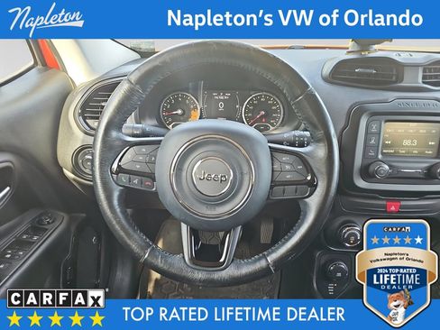 Used 2017 Jeep Renegade Altitude AWD/4WD image 12