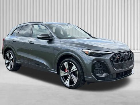 New 2026 Audi SQ5 Premium Plus AWD/4WD image 7