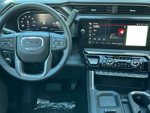 New 2026 GMC Sierra 2500 Denali Ultimate AWD/4WD image 14
