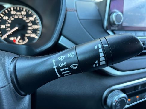 Used 2021 Nissan Altima 2.5 SR image 25