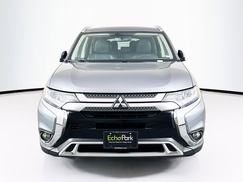 Used 2019 Mitsubishi Outlander SEL image 2