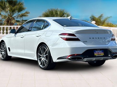 Used 2025 Genesis G70 2.5T image 7