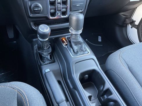 New 2026 Jeep Gladiator Sport image 41