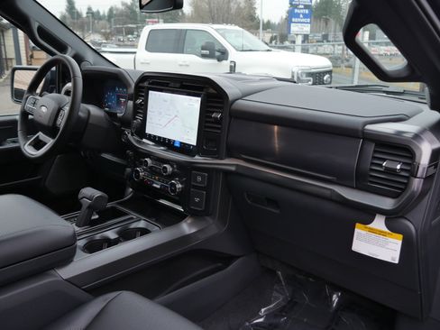 New 2026 Ford F150 Lariat w/ Equipment Group 501A Mid image 32