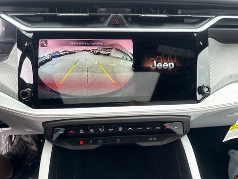 New 2026 Jeep Cherokee Limited AWD/4WD image 13