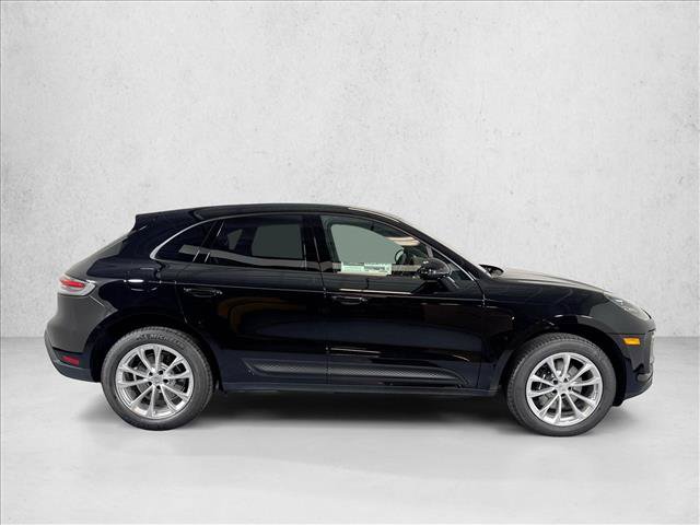 Certified 2026 Porsche Macan Turbo AWD/4WD image 8