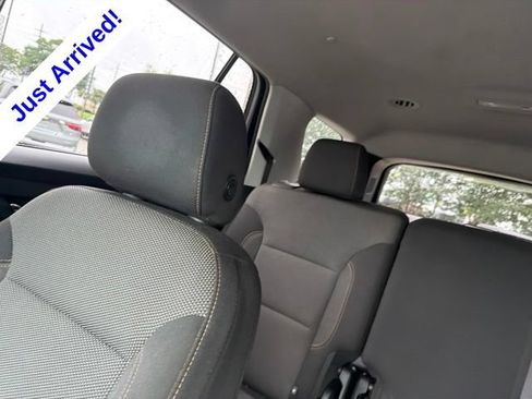 Used 2019 Chevrolet Traverse LS FWD image 15