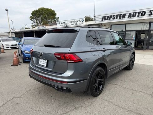 Used 2023 Volkswagen Tiguan SE R-Line FWD image 5
