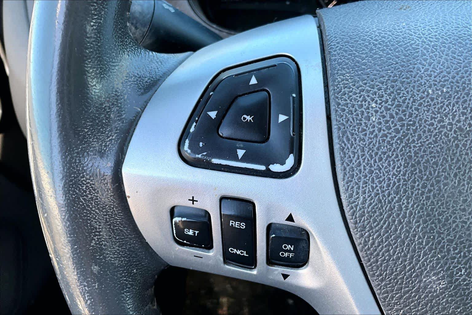 Used 2013 Ford Edge Limited FWD image 21