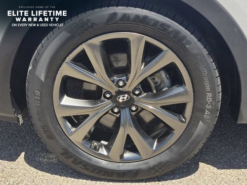 Used 2018 Hyundai Santa Fe Sport FWD image 10