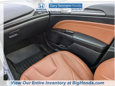 Used 2019 Ford Fusion Energi Titanium image 15