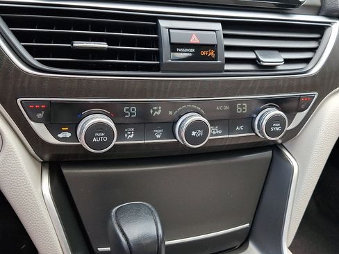 Used 2021 Honda Accord EX-L image 15