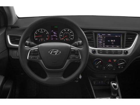 Used 2022 Hyundai Accent SEL image 10