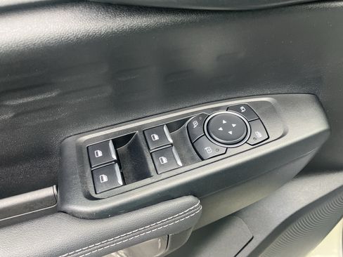 Used 2025 Ford Ranger XLT w/ Equipment Group 301A High AWD/4WD image 7