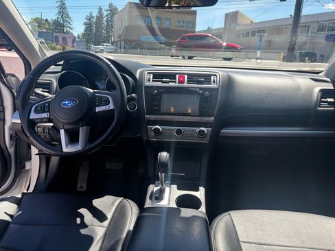Used 2017 Subaru Legacy 2.5i Limited AWD/4WD image 12