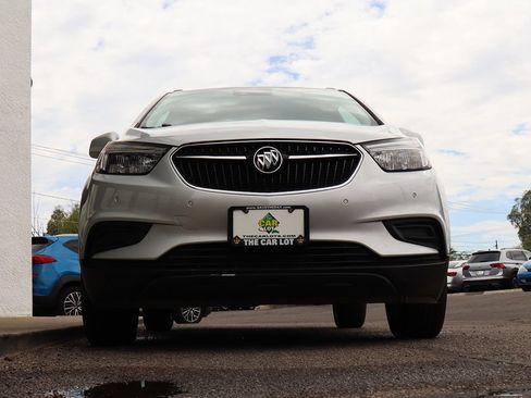Used 2021 Buick Encore Preferred w/ Safety Package II FWD image 17
