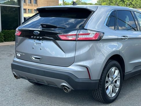Used 2022 Ford Edge Titanium AWD/4WD image 43