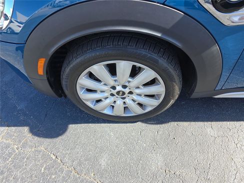 Used 2021 MINI Cooper Countryman SE w/ Premium Package image 11