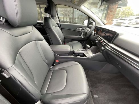 Used 2026 Kia Sportage EX image 15