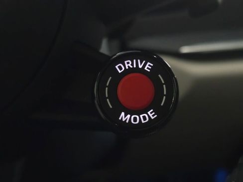 Certified 2025 Porsche 911 Targa 4 GTS AWD/4WD image 42