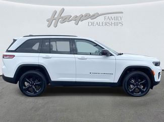 Certified 2025 Jeep Grand Cherokee Altitude video 2