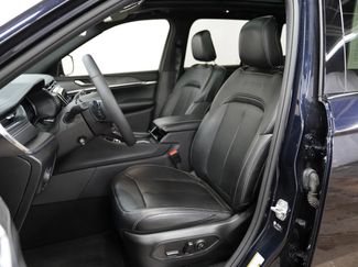 Used 2023 Jeep Grand Cherokee Overland video 4