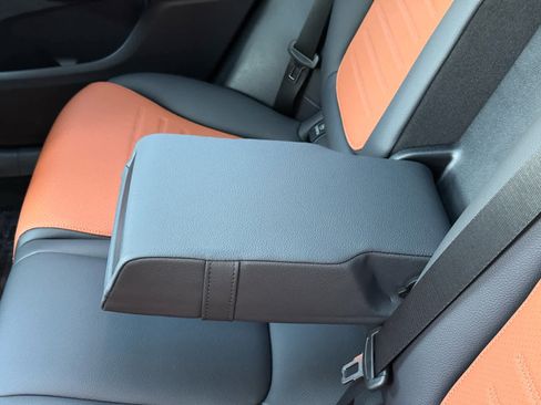 New 2026 Mercedes-Benz GLC 300 GLC 300 image 33