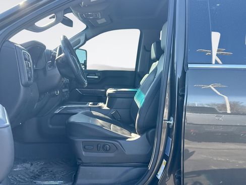 Used 2022 Chevrolet Silverado 2500 LTZ w/ LTZ Plus Package image 8